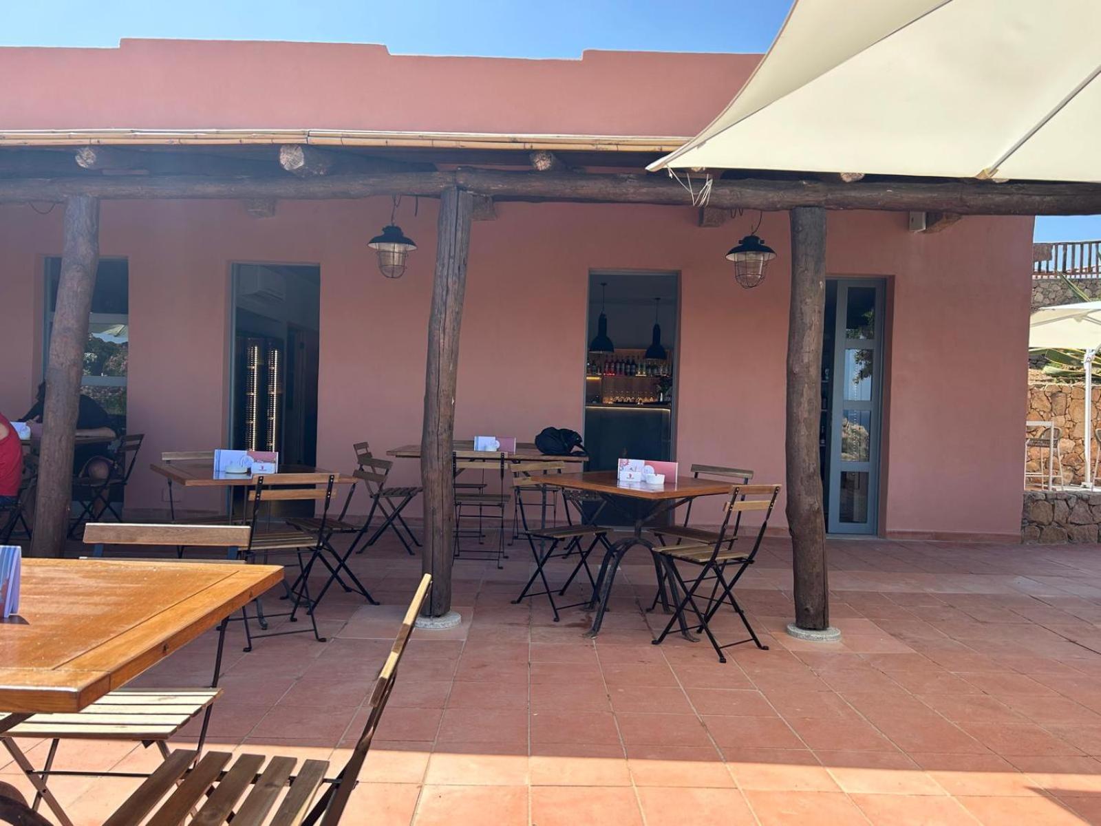 Calarossa Sardinia Apartments Isola Rossa Εξωτερικό φωτογραφία